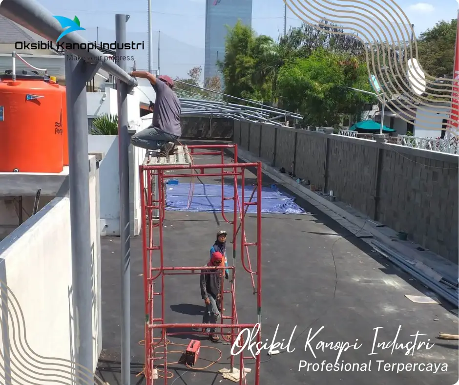 Kanopi Membran Ganda