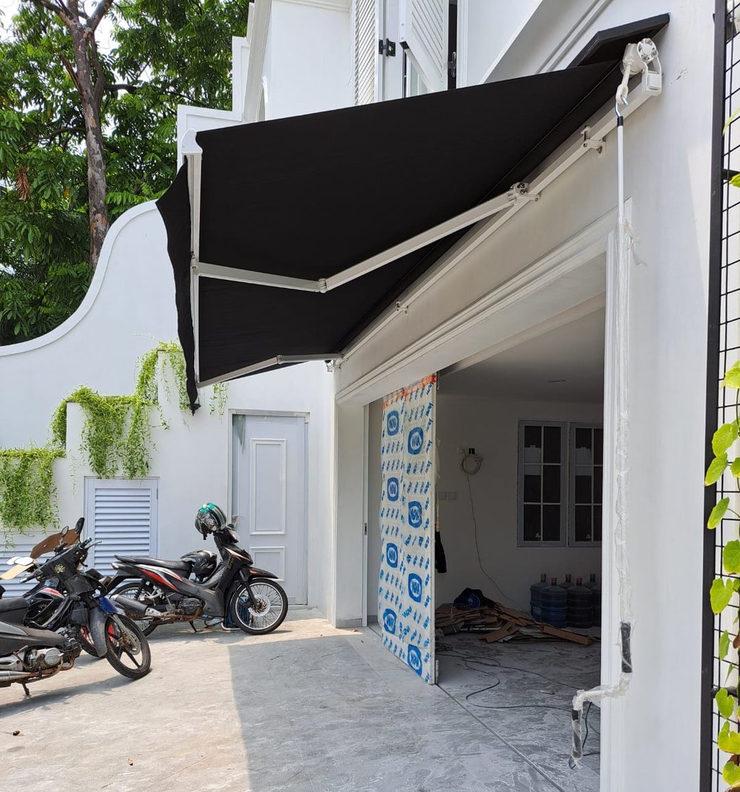 Proyek Awning Gulung