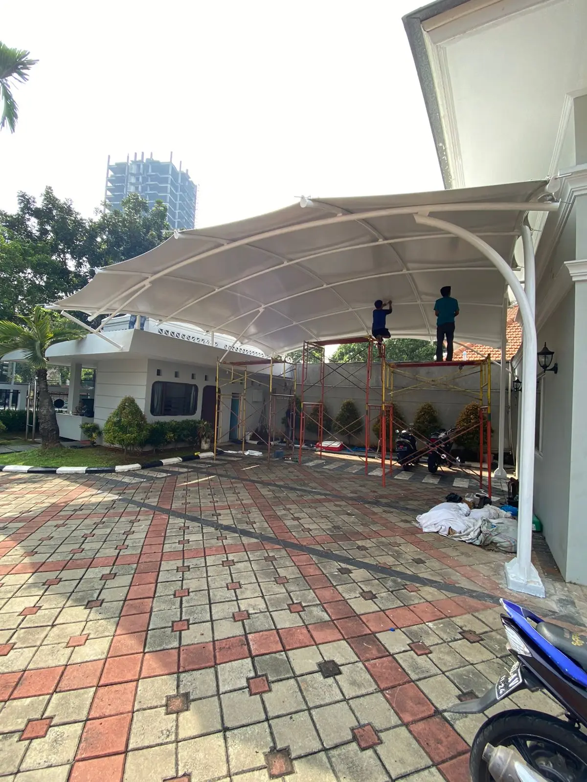 Kanopi membrane PVC untuk panggung di Wisma Elang Laut TNI AL