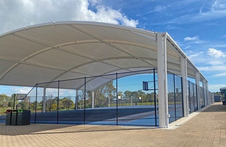 Desain Canopy Lapangan Padel Modern di Tangerang